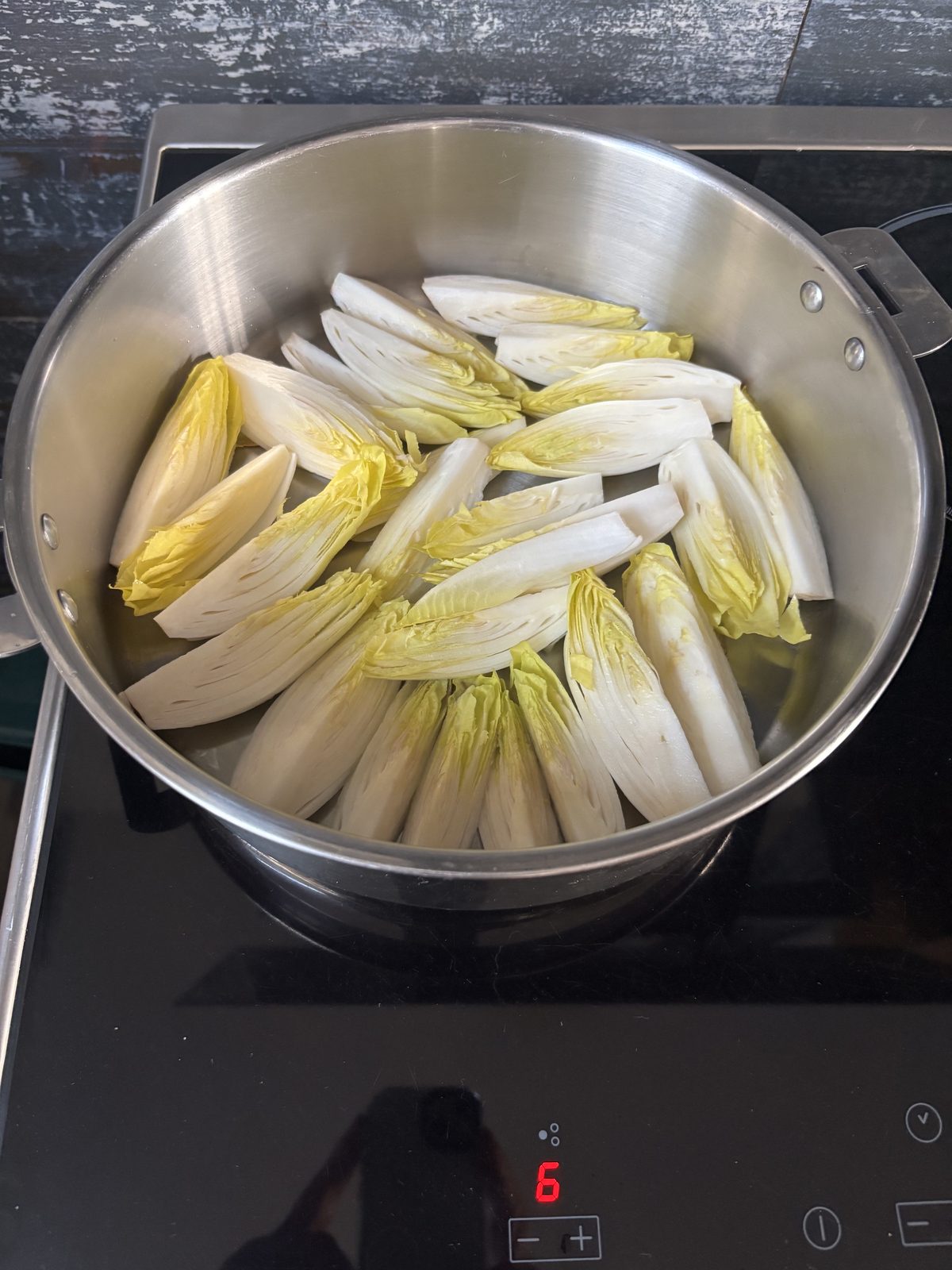 Étape 3 : Endives braisées au curry et à l'orange