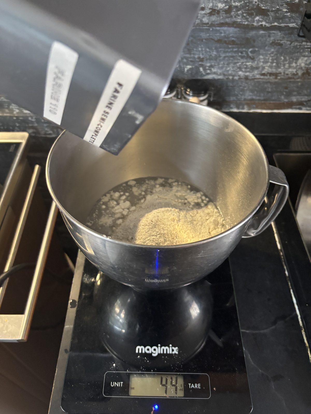Pain de campagne au levain, Phase 1 : Préparation de la pâte, photo 5